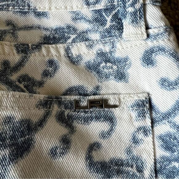 Lauren Ralph Lauren Mid Rise White Blue Floral Modern Straight Jeans Size 6 - Picture 6 of 6